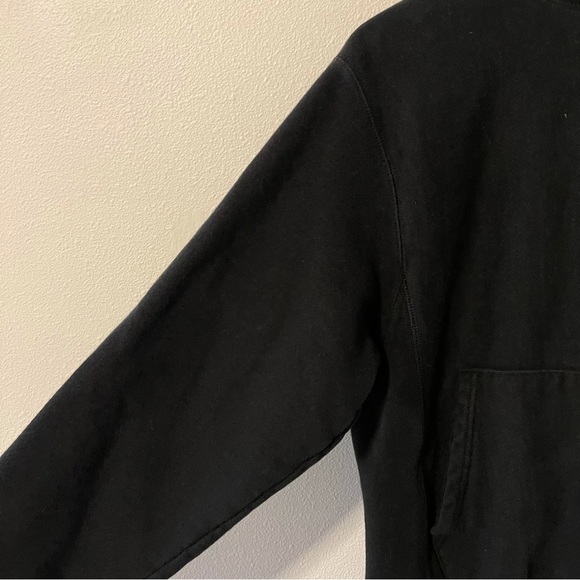 Champion Reverse Weave Solid Black Hoodie Kangaroo Pocket. Size Small - Picture 4 of 8